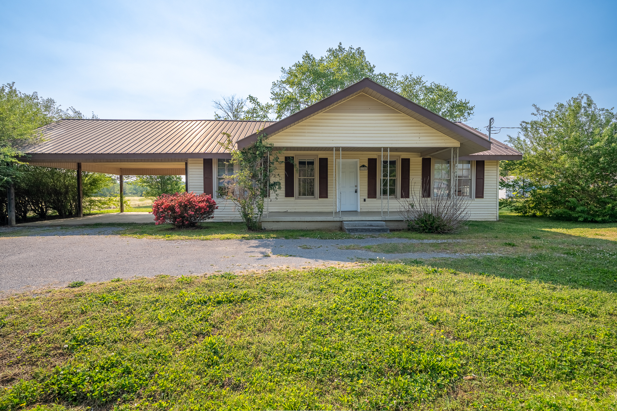 2208 Old Gurley Pike